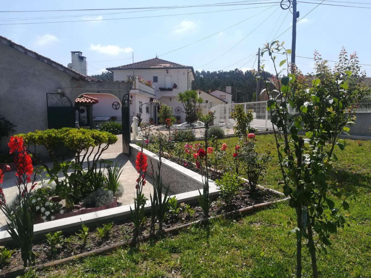 O Nosso Cantinho Lourical Exterior foto