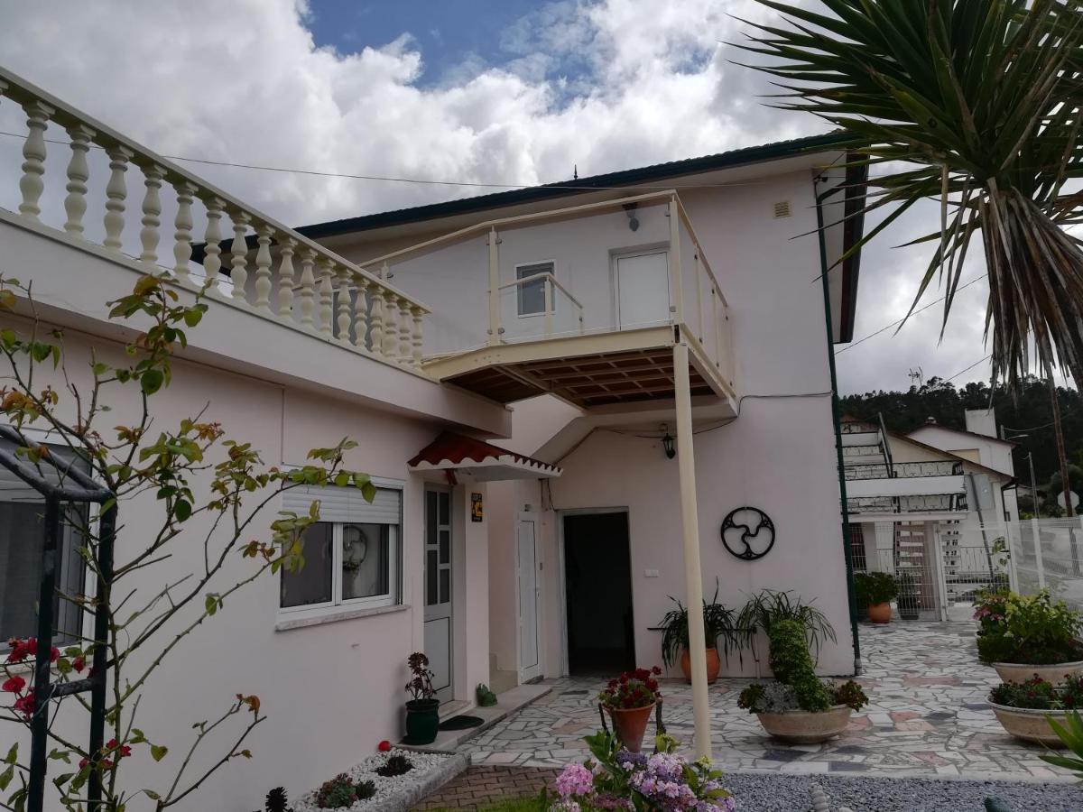 O Nosso Cantinho Lourical Exterior foto